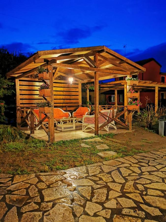 Oasi Di Arcadia Hotel Santa Giulia Ngoại thất bức ảnh