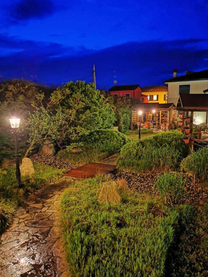 Oasi Di Arcadia Hotel Santa Giulia Ngoại thất bức ảnh