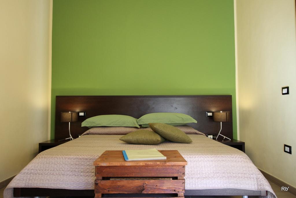 Oasi Di Arcadia Hotel Santa Giulia Ngoại thất bức ảnh